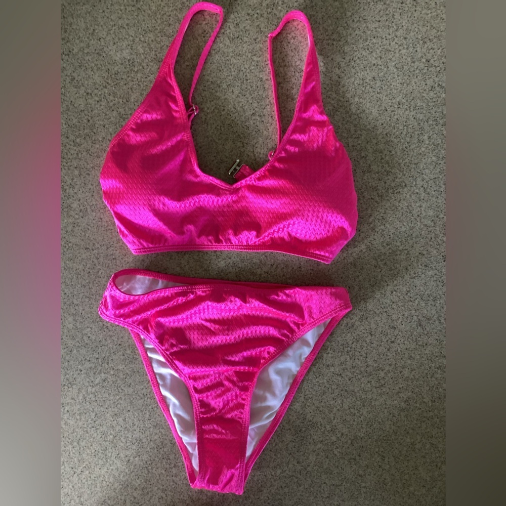 NWOT, SHEIN Hot Pink Bikini Set Size Small